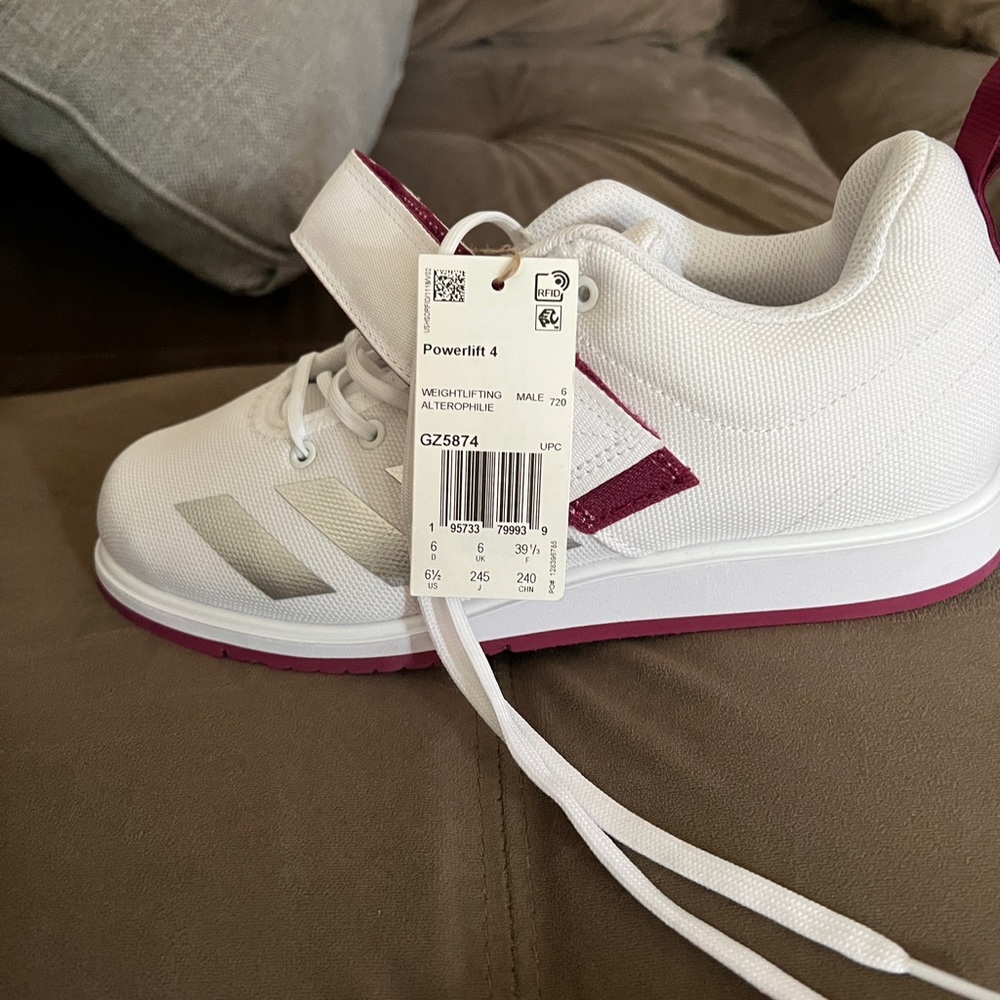 Adidas Powerlift 4- NEW